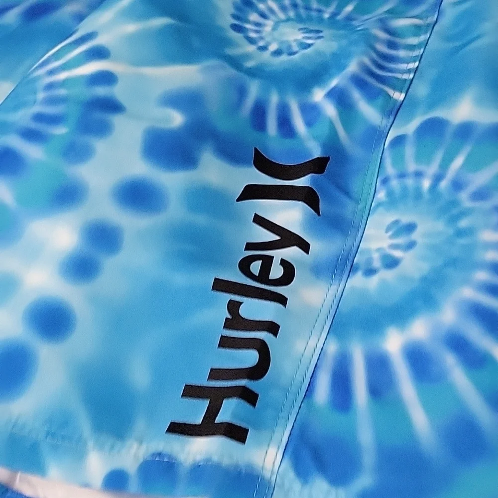 Hurley Young Mens Tie Dye Board Shorts Size 20 NEW
